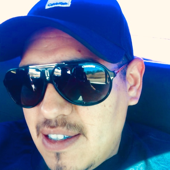 Meet your Posher, Jorge - Picture 4 of 4